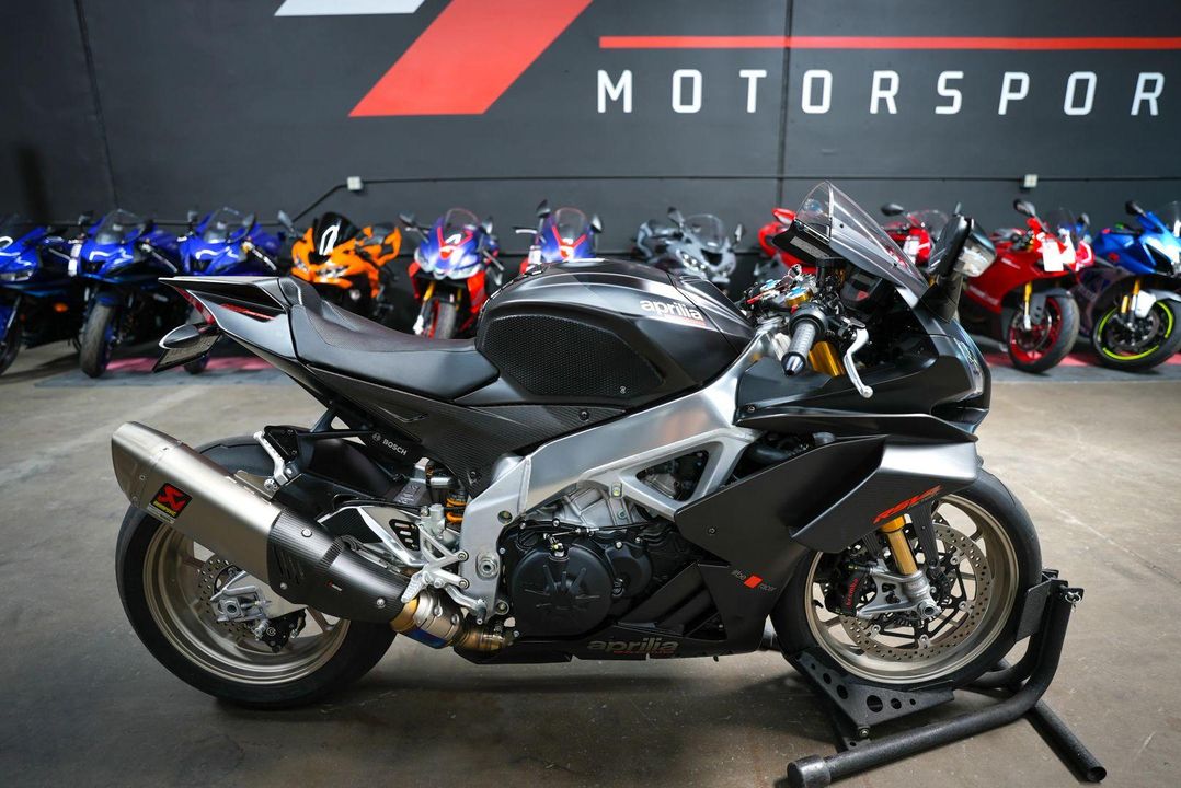 2019 Aprilia RSV4 Factory 1100