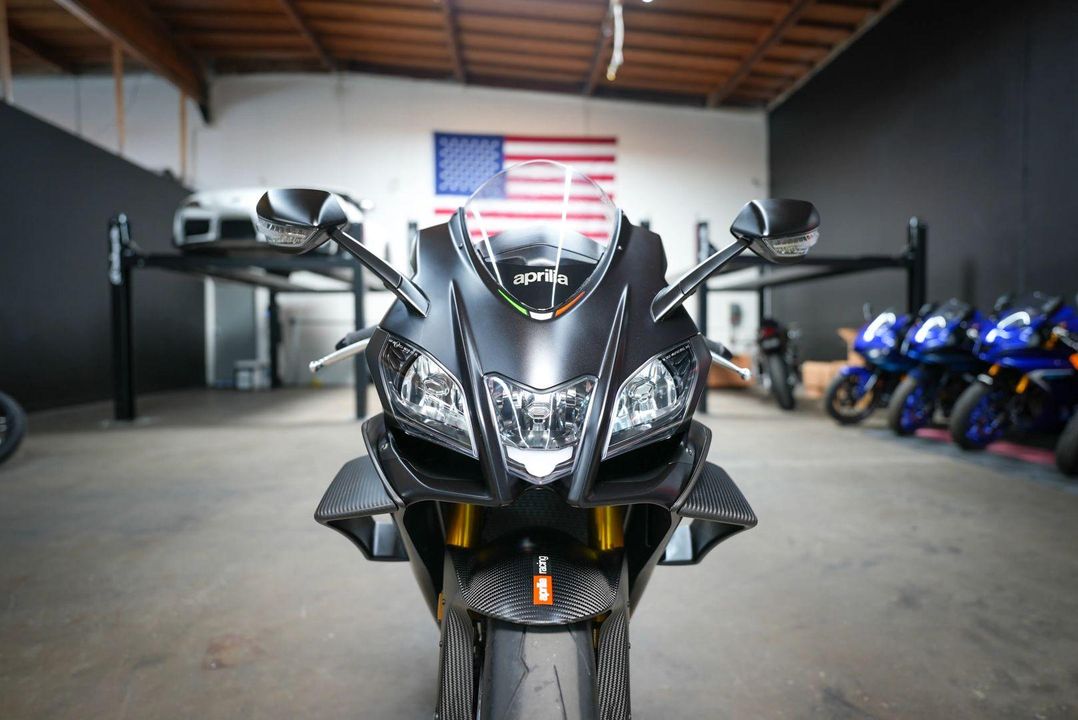 2019 Aprilia RSV4 Factory 1100