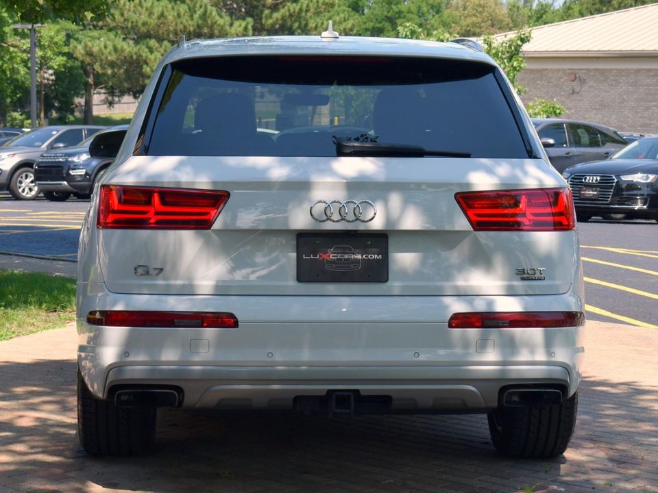 2017 Audi Q7 3.0 TFSI Premium Plus AWD w/towing pkg