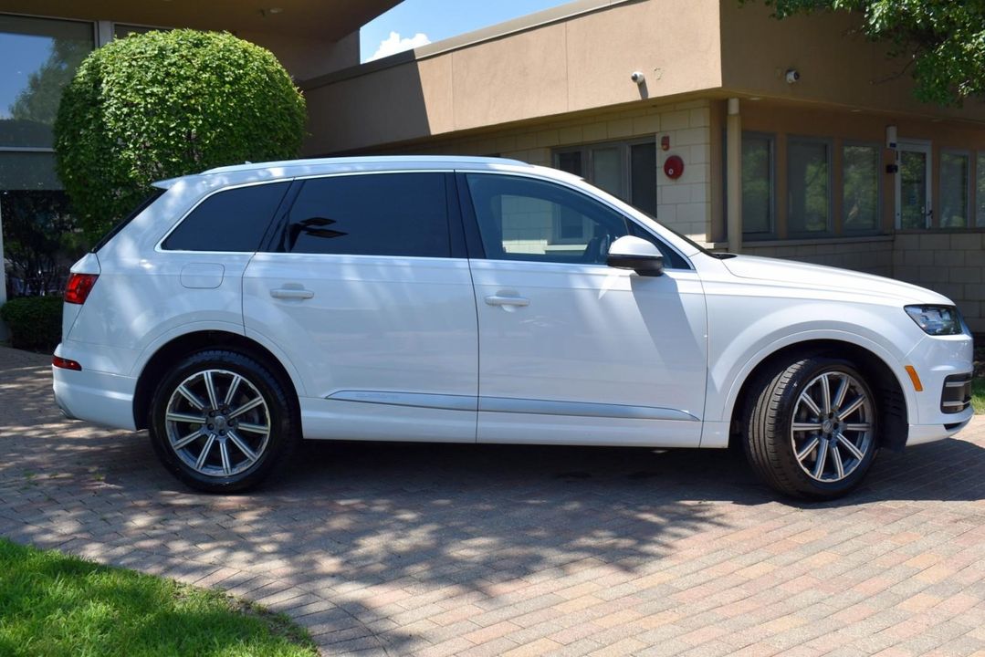 2017 Audi Q7 3.0 TFSI Premium Plus AWD w/towing pkg