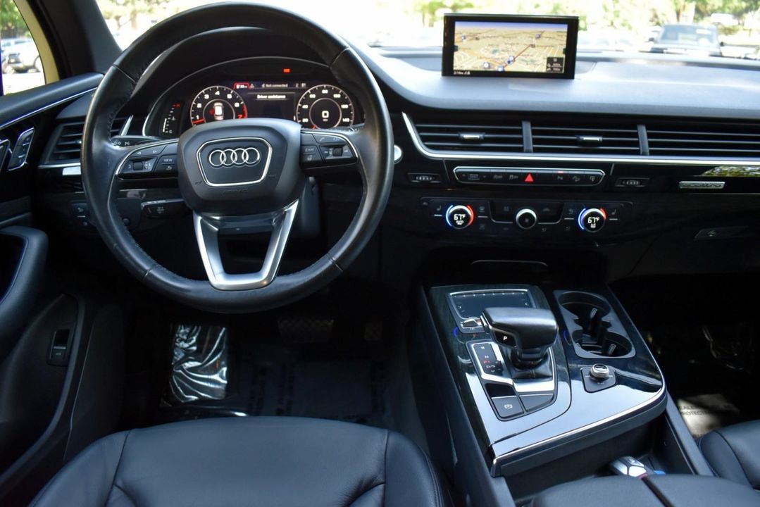 2017 Audi Q7 3.0 TFSI Premium Plus AWD w/towing pkg