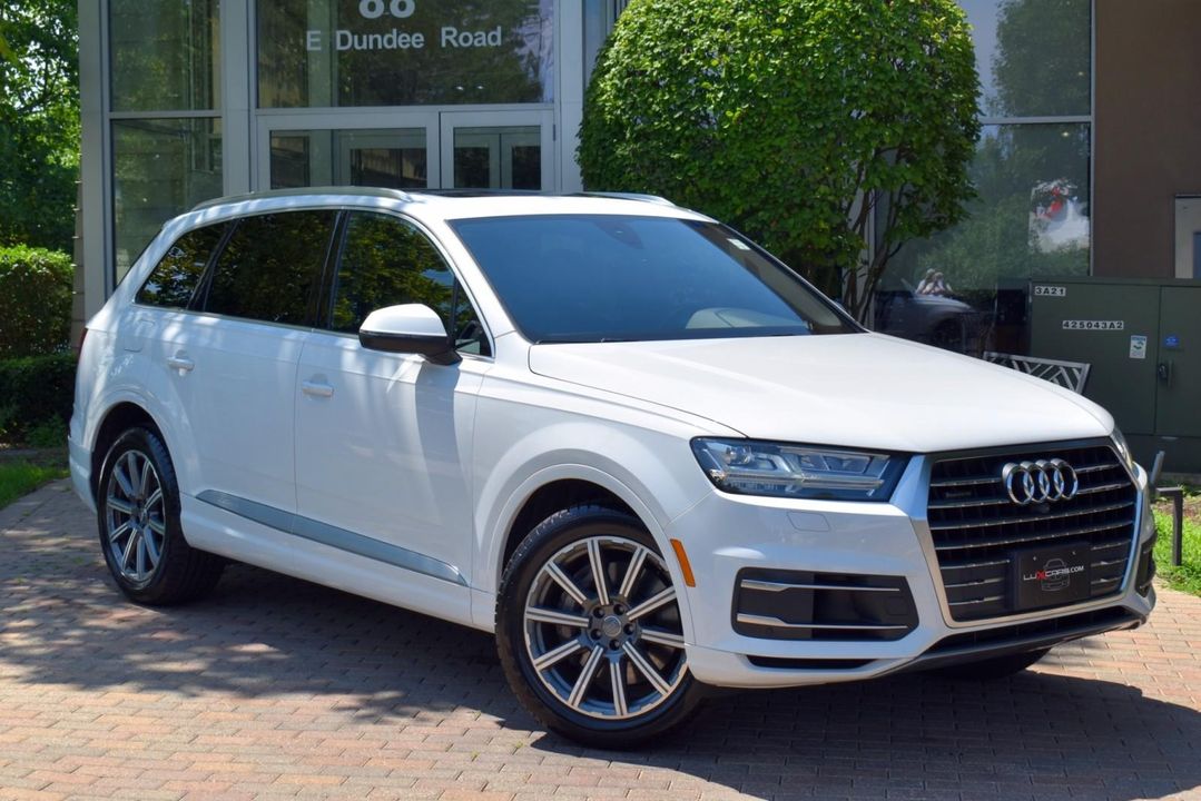 2017 Audi Q7 3.0 TFSI Premium Plus AWD w/towing pkg