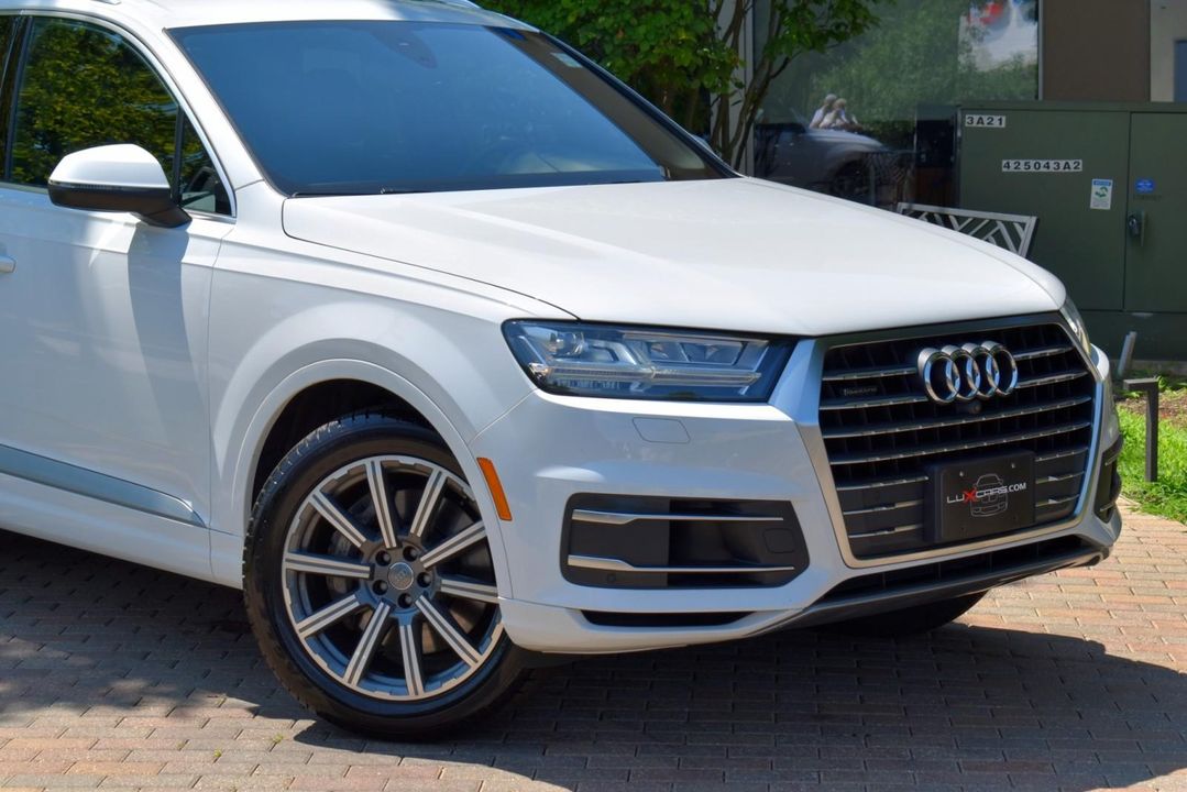 2017 Audi Q7 3.0 TFSI Premium Plus AWD w/towing pkg