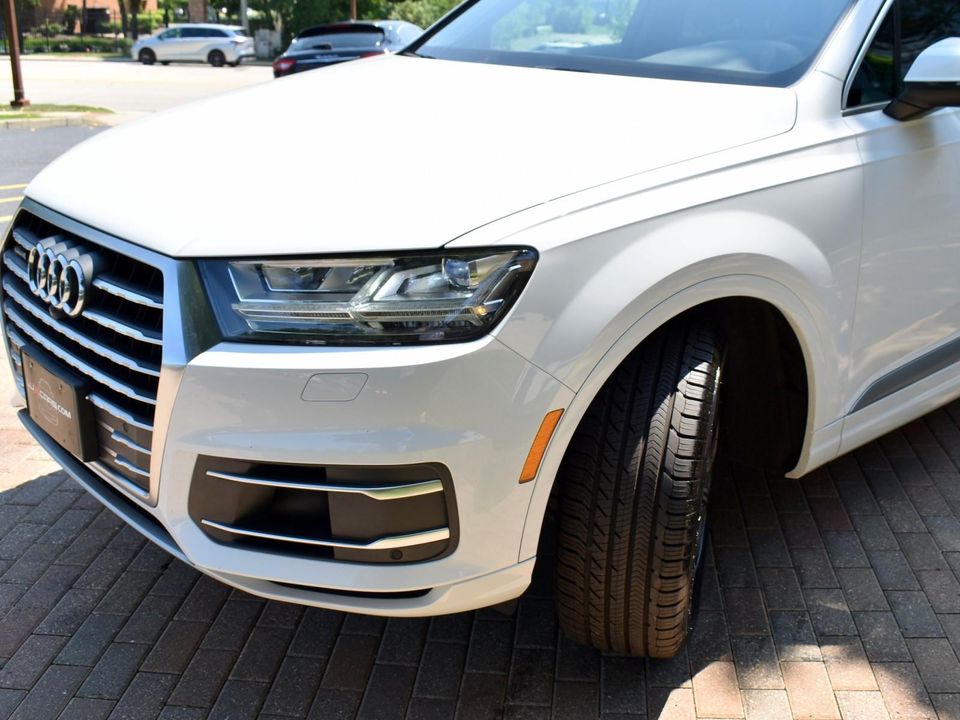2017 Audi Q7 3.0 TFSI Premium Plus AWD w/towing pkg