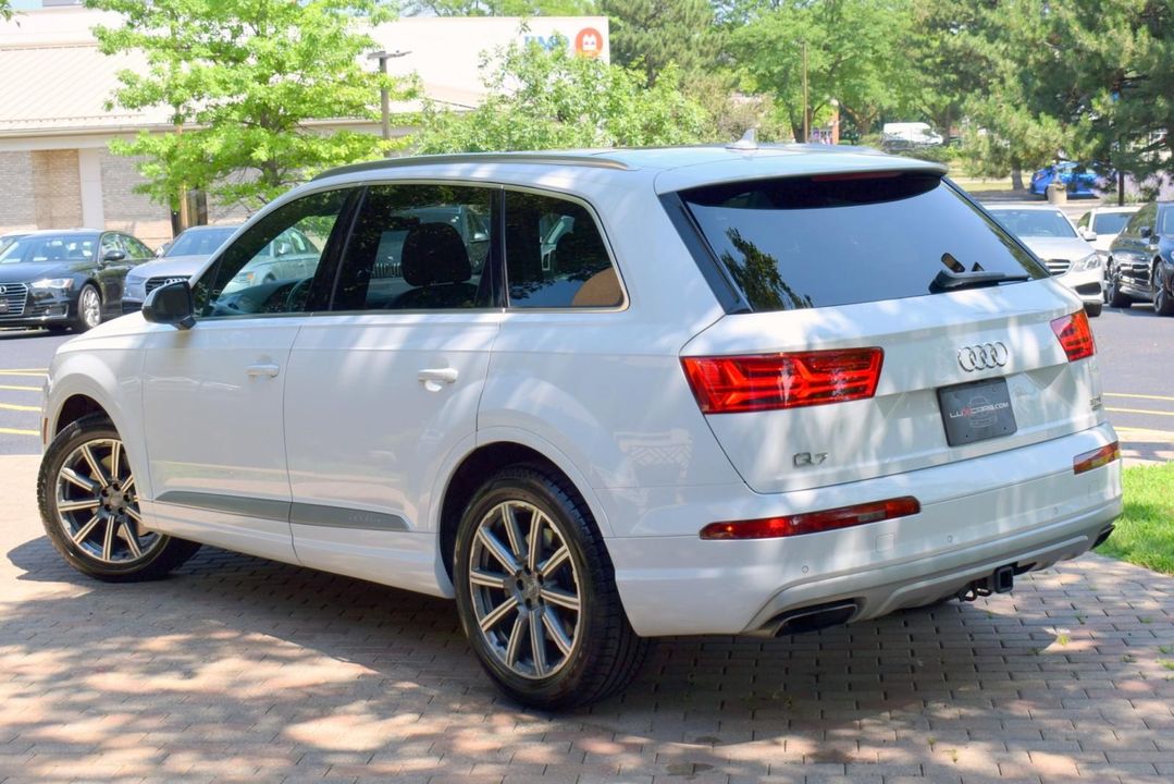 2017 Audi Q7 3.0 TFSI Premium Plus AWD w/towing pkg