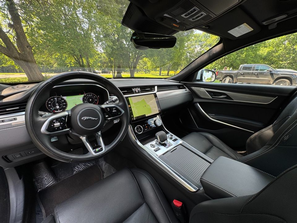 2021 Jaguar XF