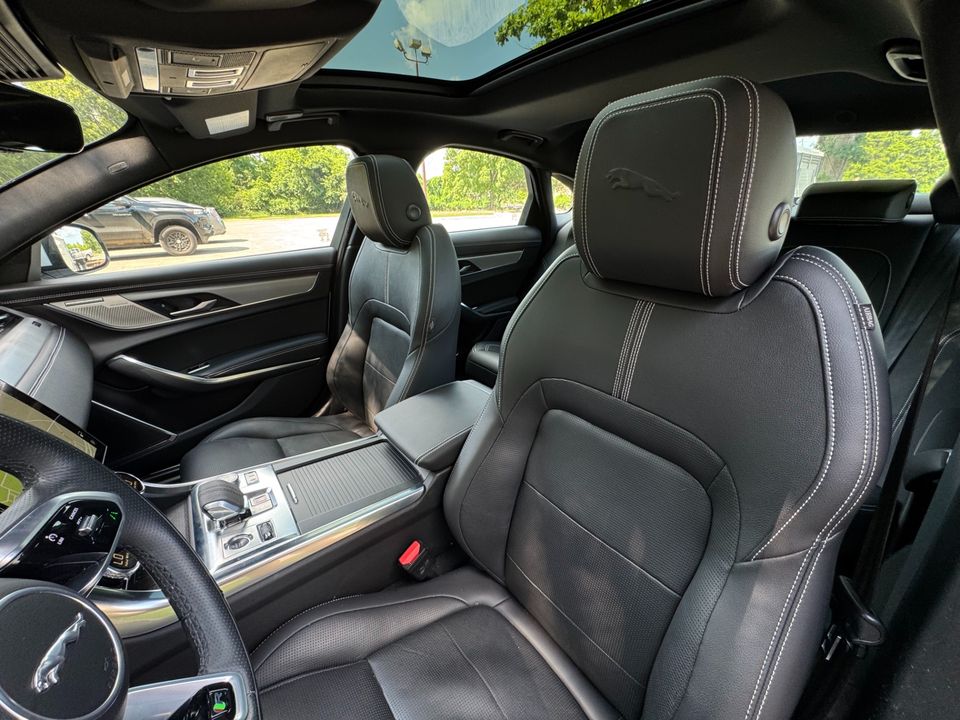 2021 Jaguar XF