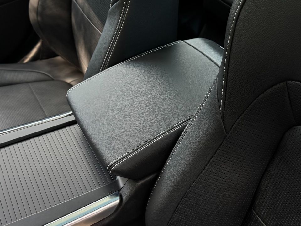 2021 Jaguar XF
