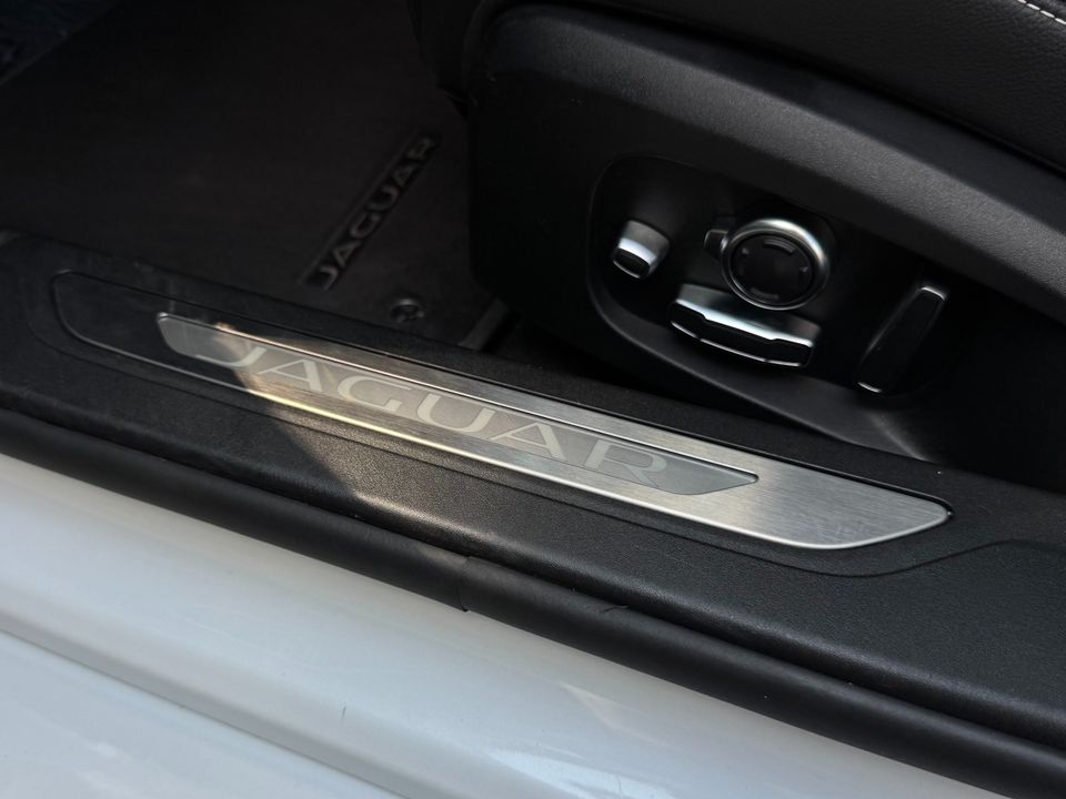 2021 Jaguar XF