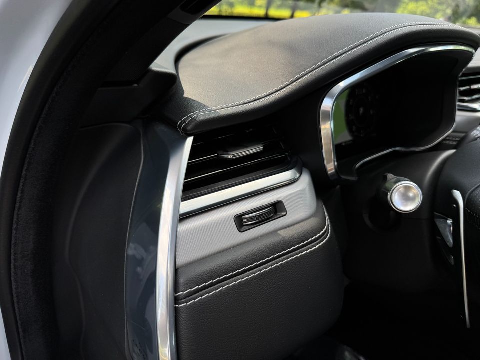 2021 Jaguar XF