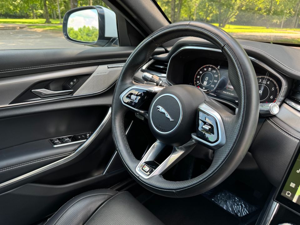 2021 Jaguar XF