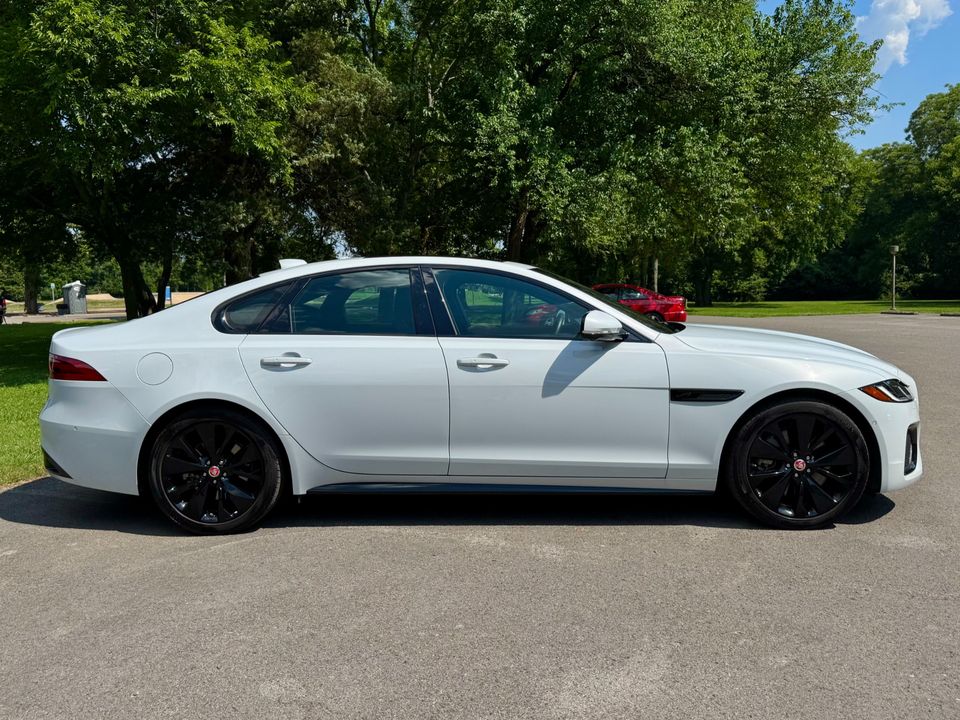 2021 Jaguar XF