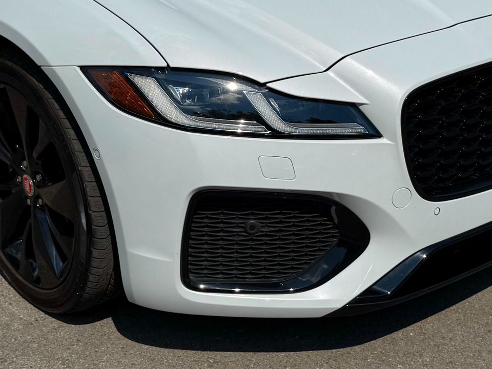 2021 Jaguar XF