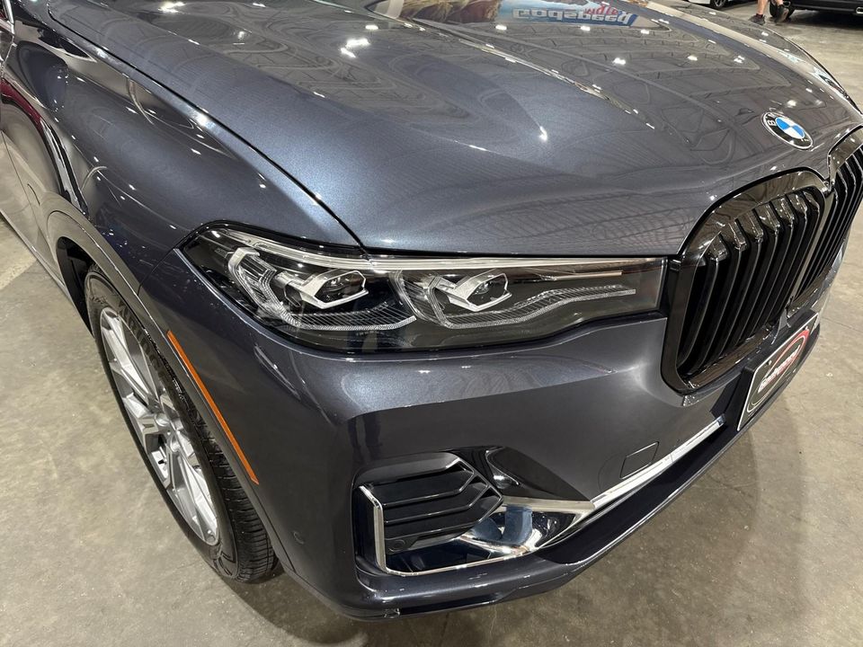 2020 BMW X7