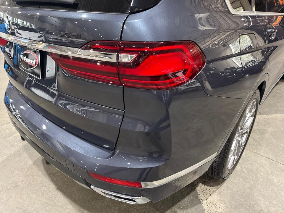 2020 BMW X7