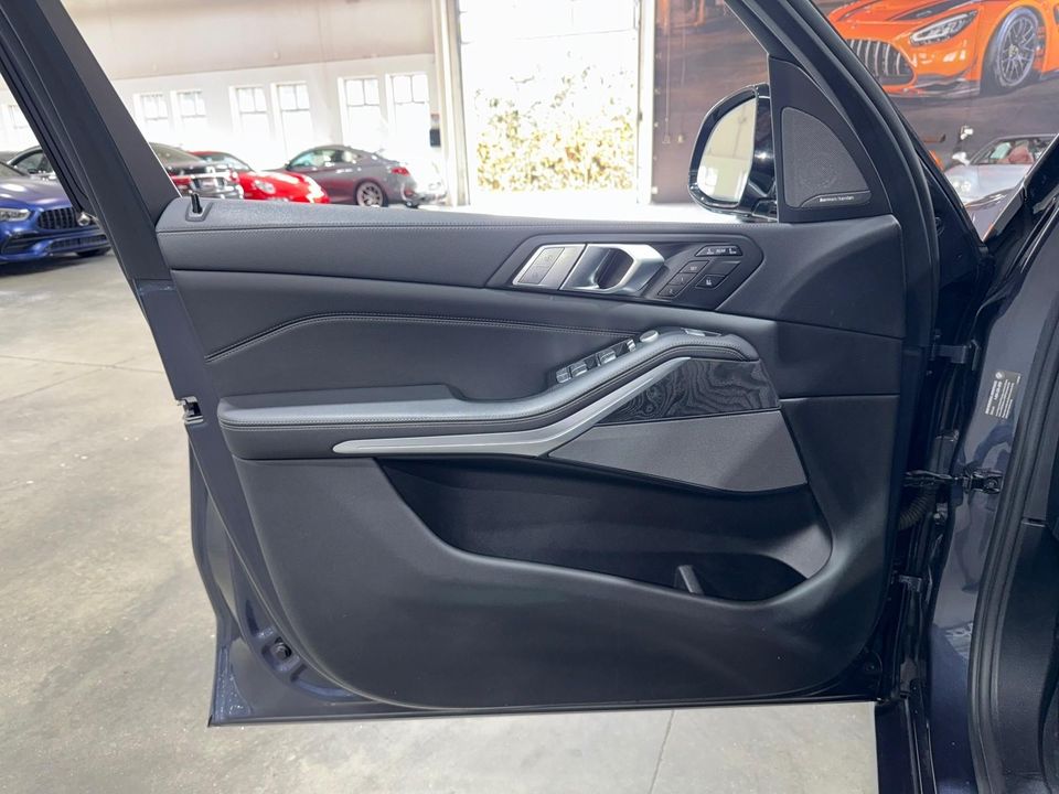 2020 BMW X7