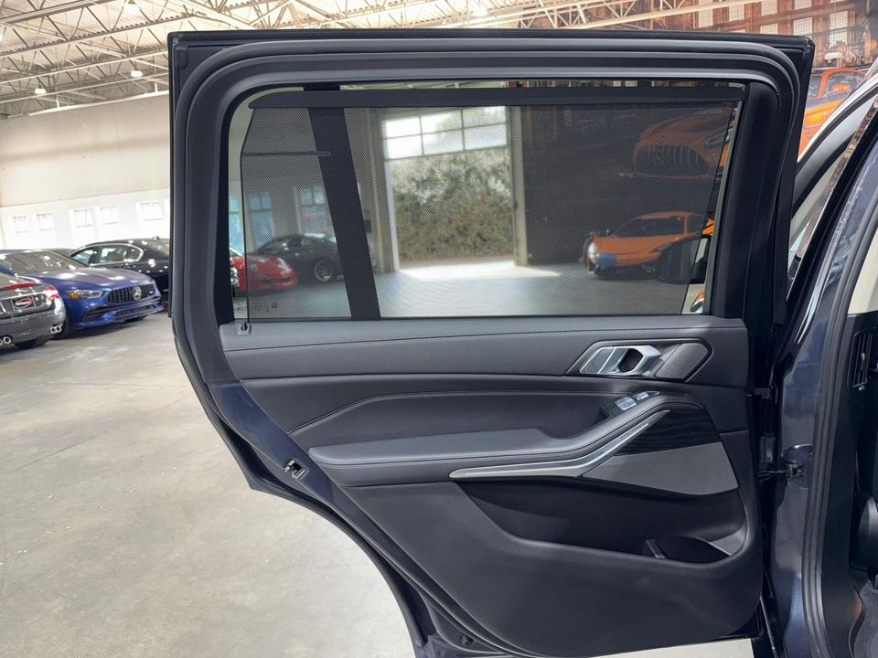 2020 BMW X7