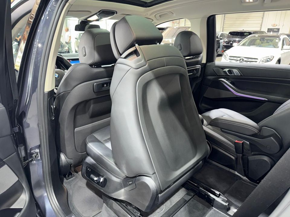 2020 BMW X7