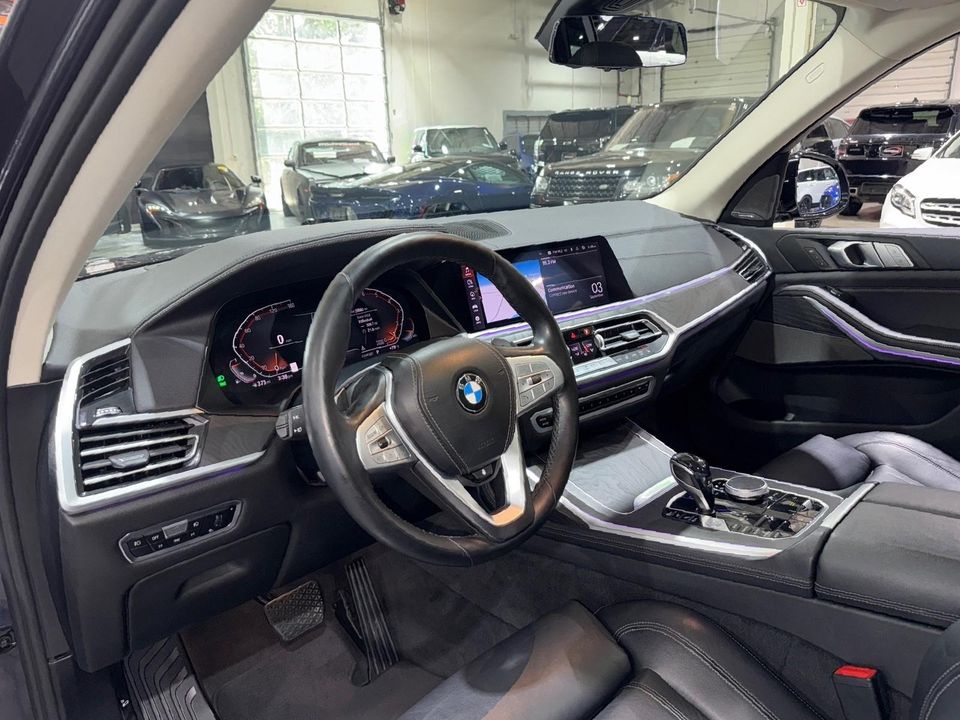 2020 BMW X7