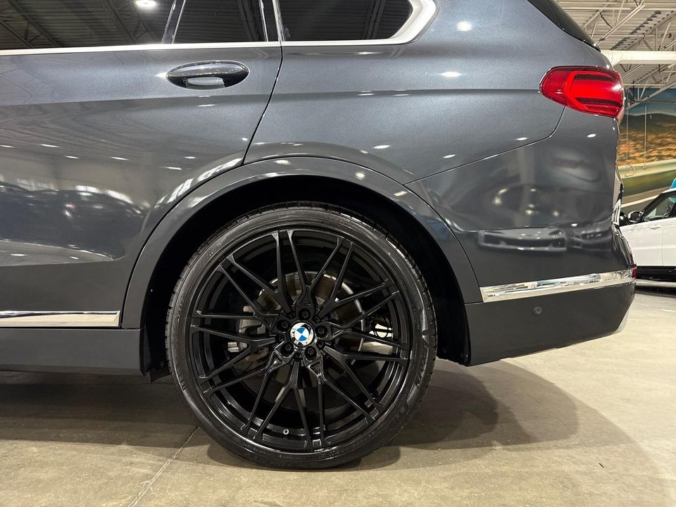2020 BMW X7