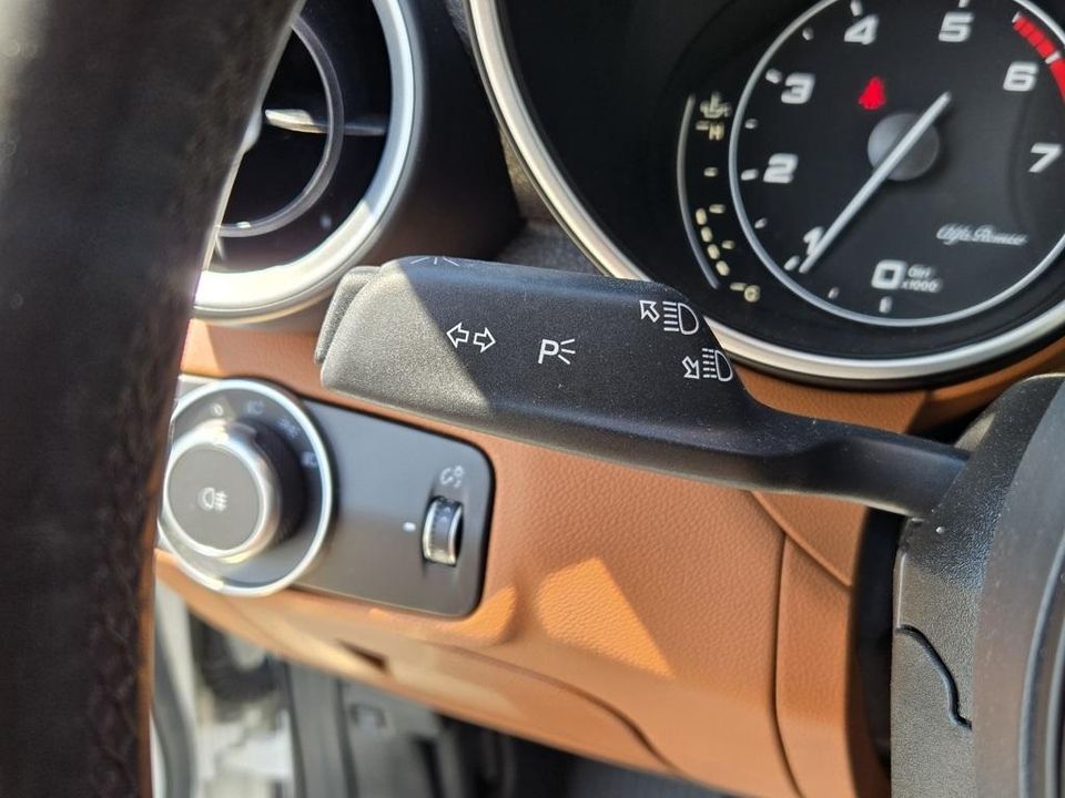 2021 Alfa Romeo Giulia