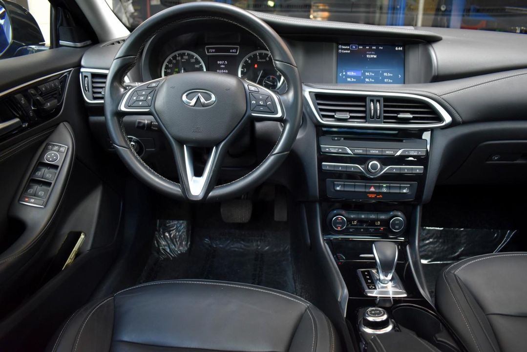 2018 INFINITI QX30