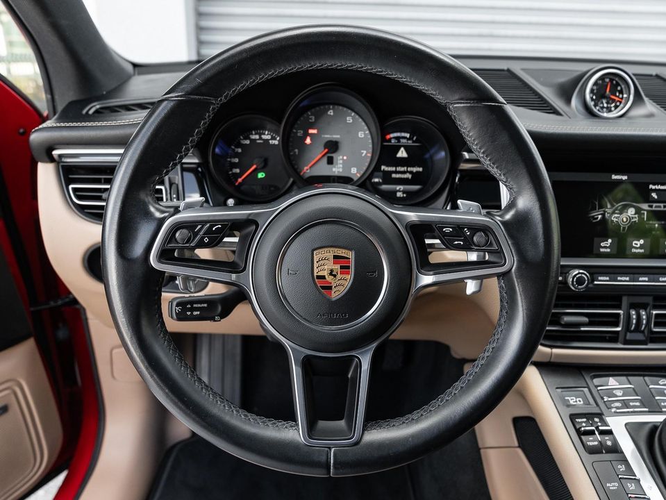 2021 Porsche Macan