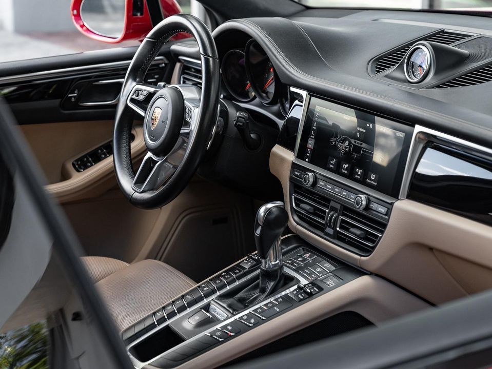 2021 Porsche Macan