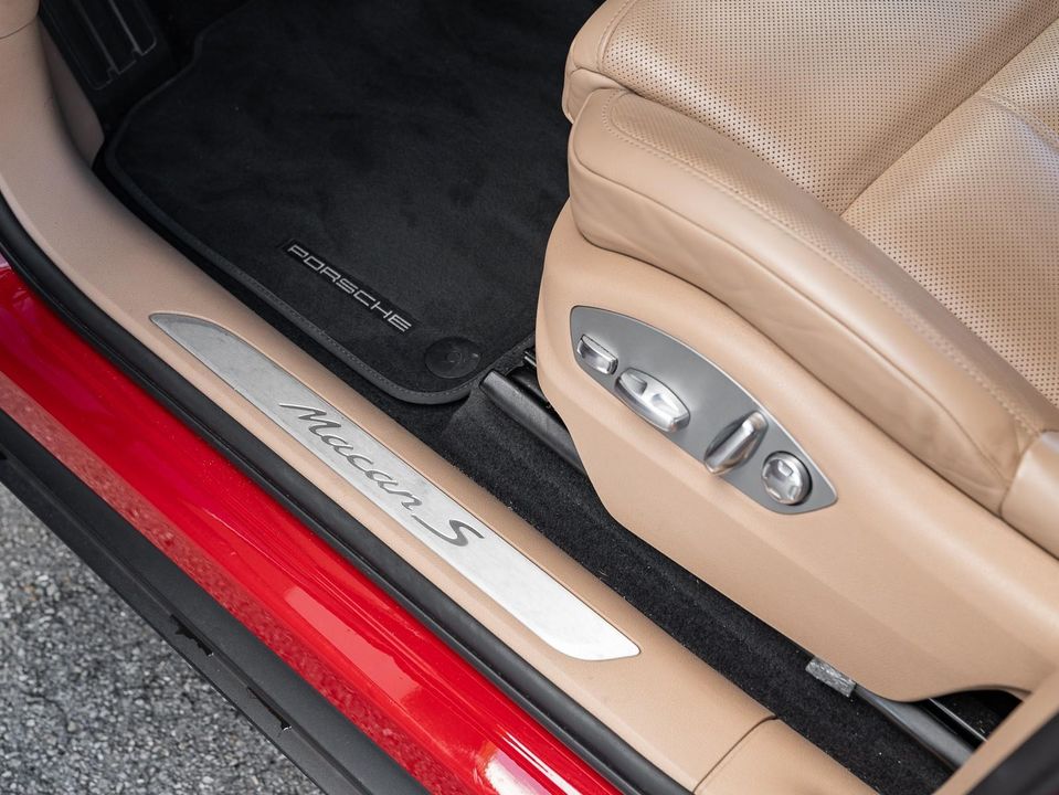 2021 Porsche Macan