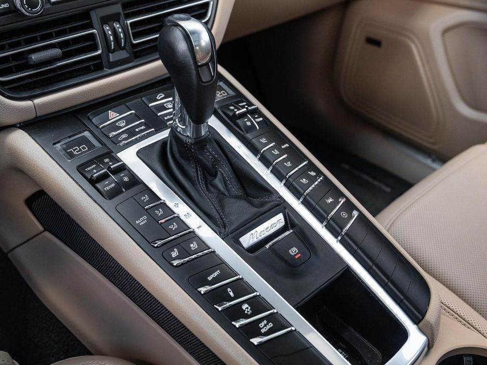 2021 Porsche Macan