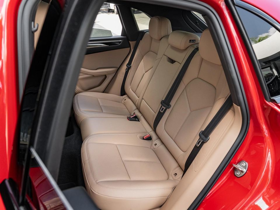 2021 Porsche Macan