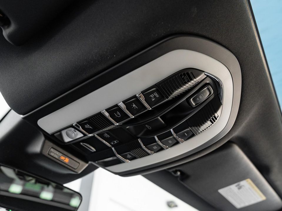 2021 Porsche Macan