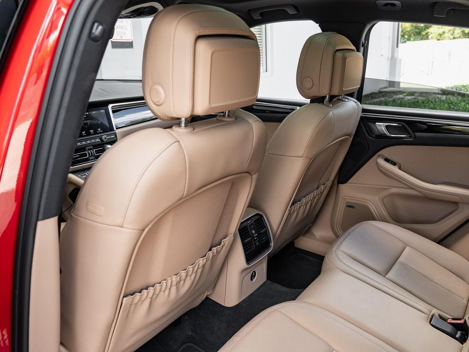 2021 Porsche Macan