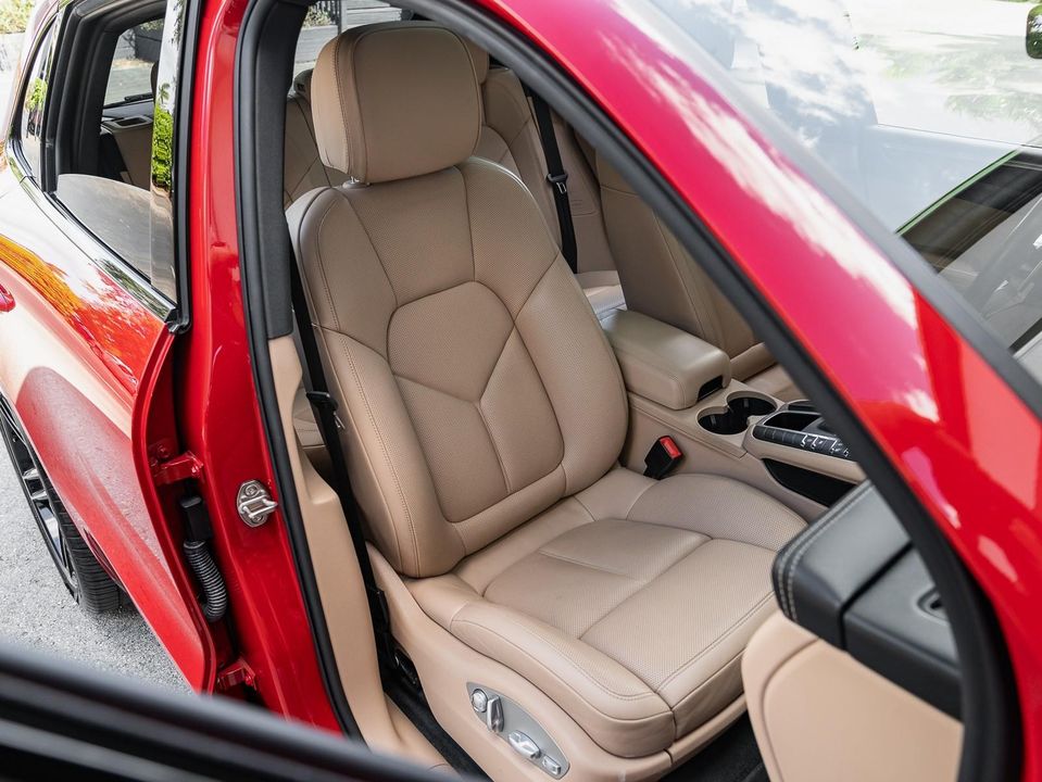2021 Porsche Macan