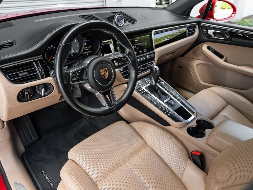 2021 Porsche Macan