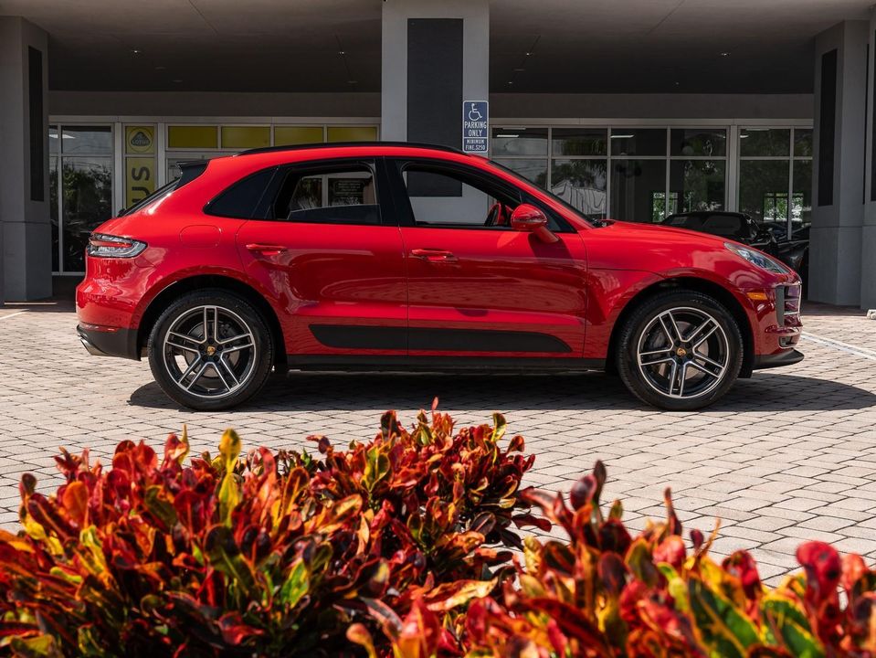 2021 Porsche Macan