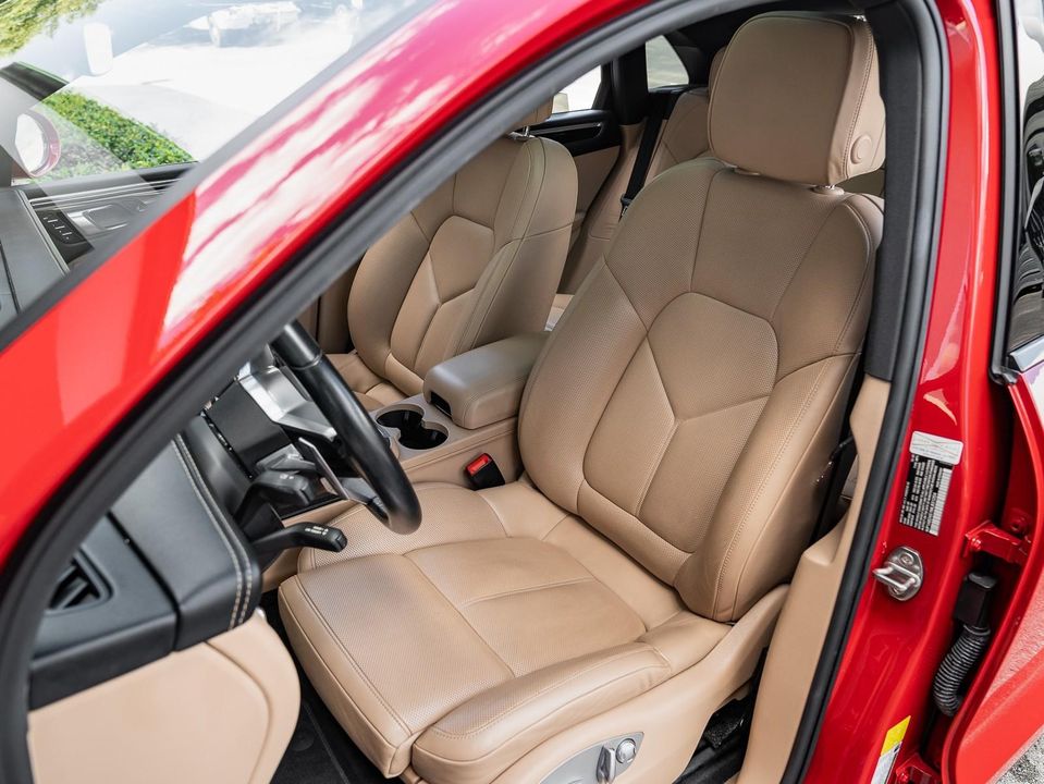 2021 Porsche Macan