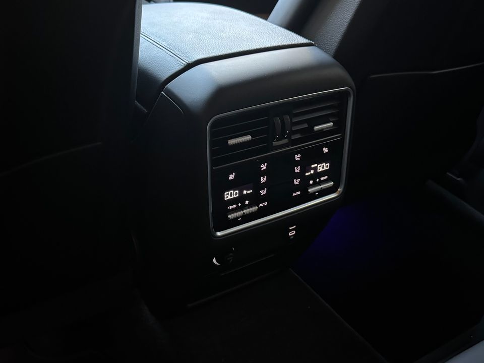 2023 Porsche Cayenne