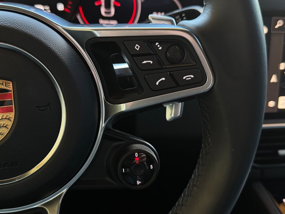 2023 Porsche Cayenne