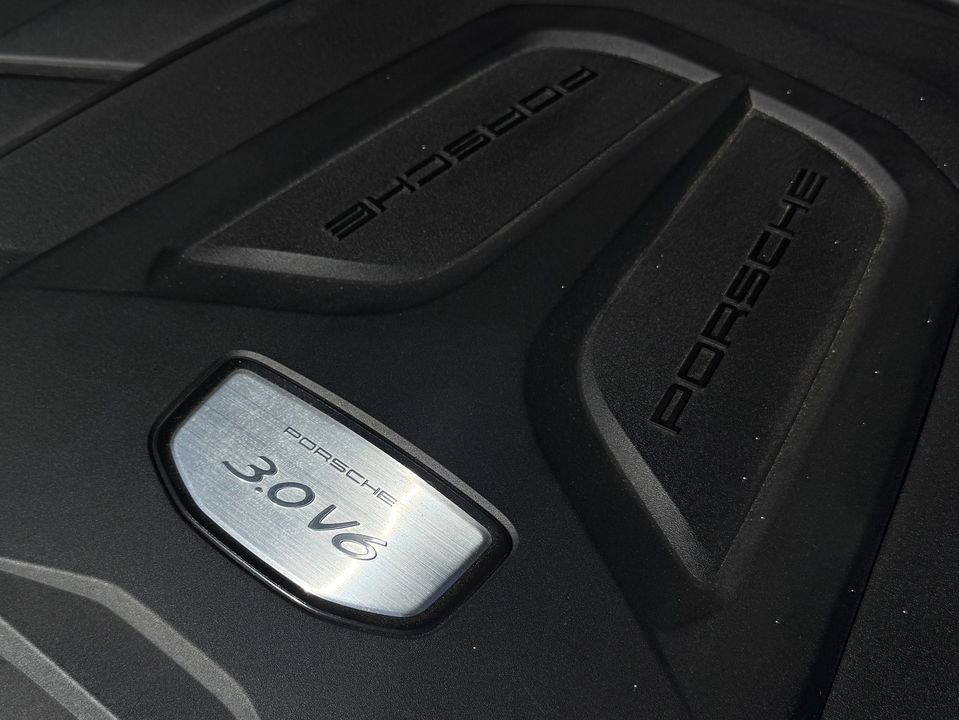 2023 Porsche Cayenne