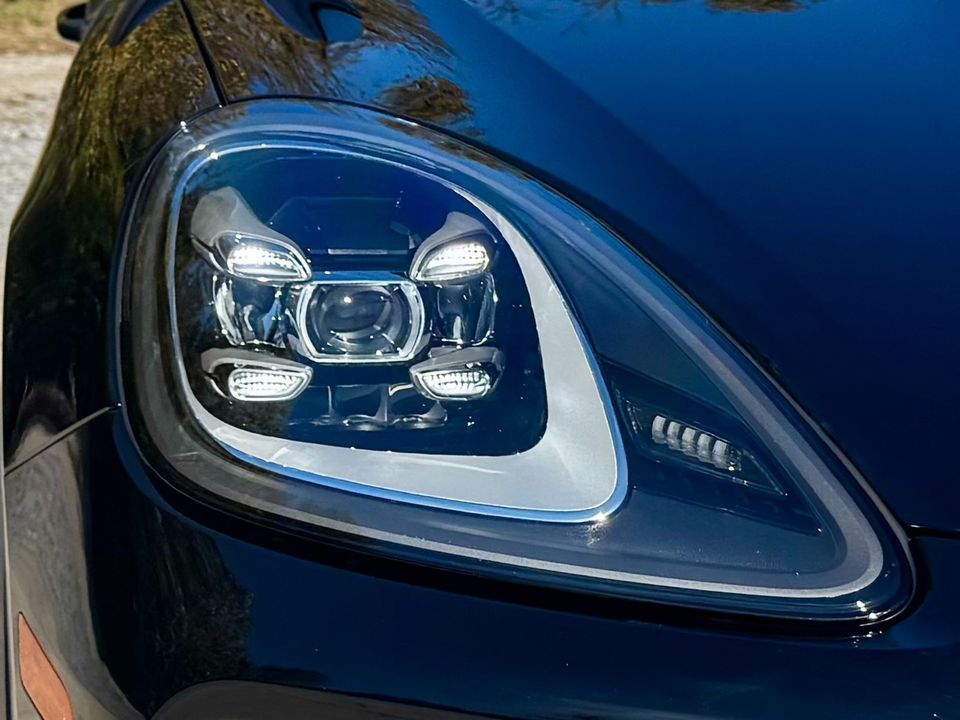 2023 Porsche Cayenne