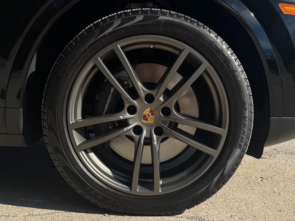 2023 Porsche Cayenne