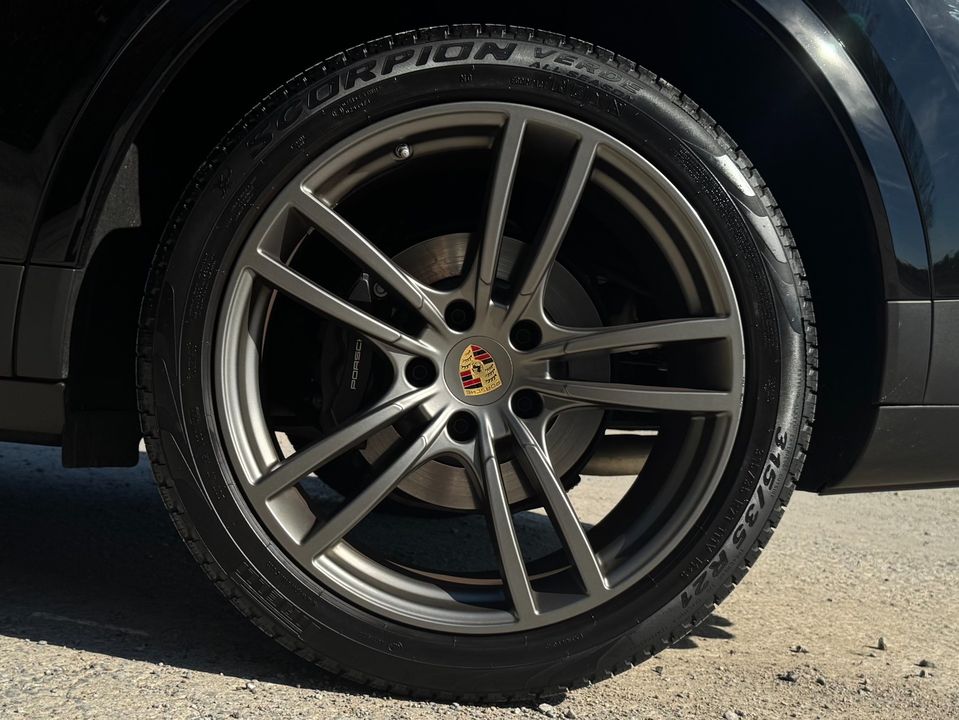 2023 Porsche Cayenne