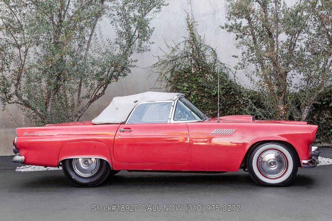 1955 Ford Thunderbird