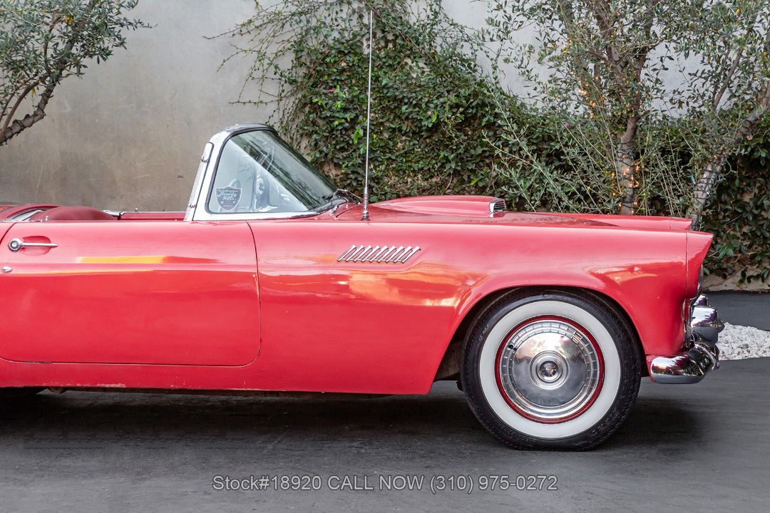 1955 Ford Thunderbird