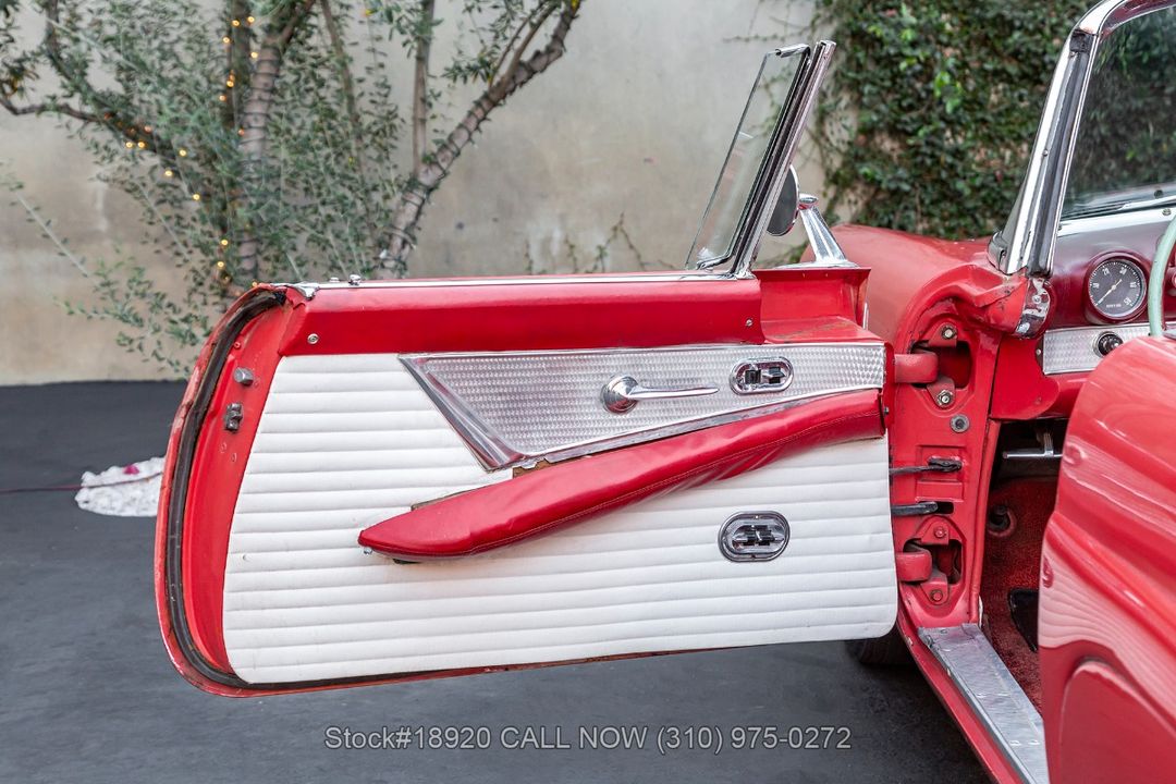 1955 Ford Thunderbird