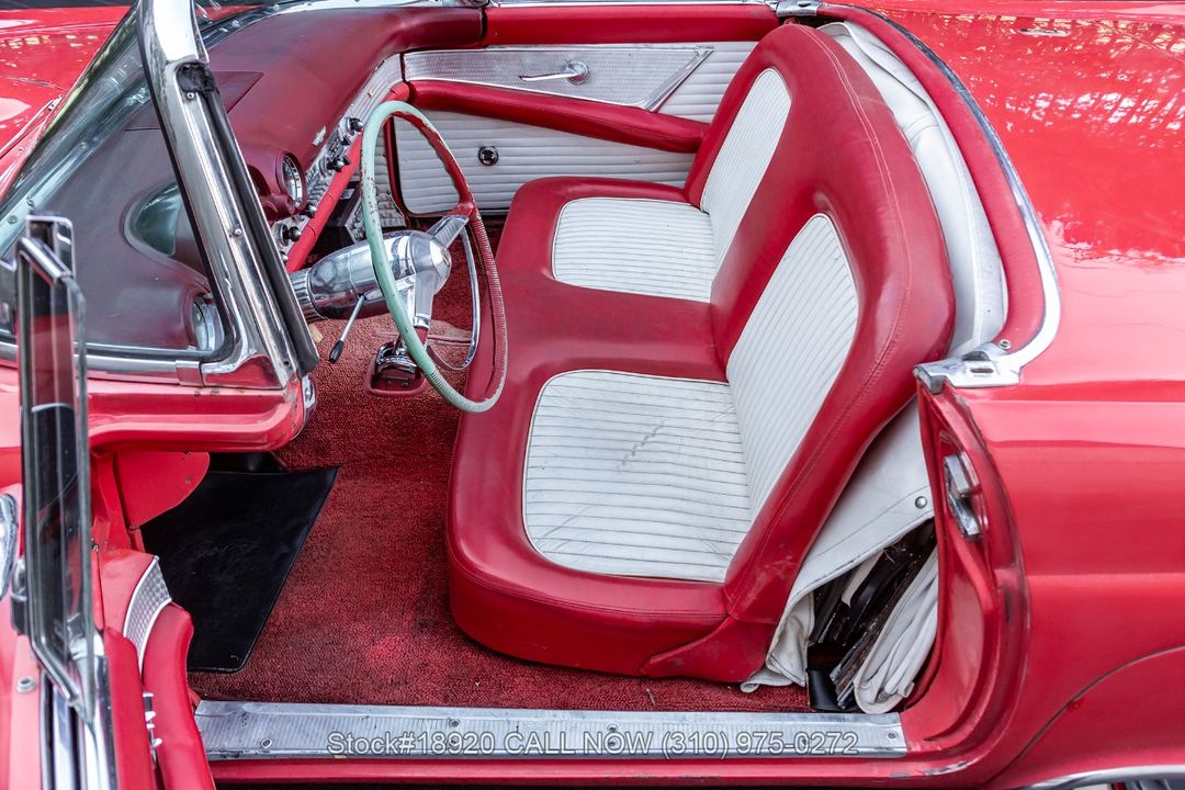 1955 Ford Thunderbird