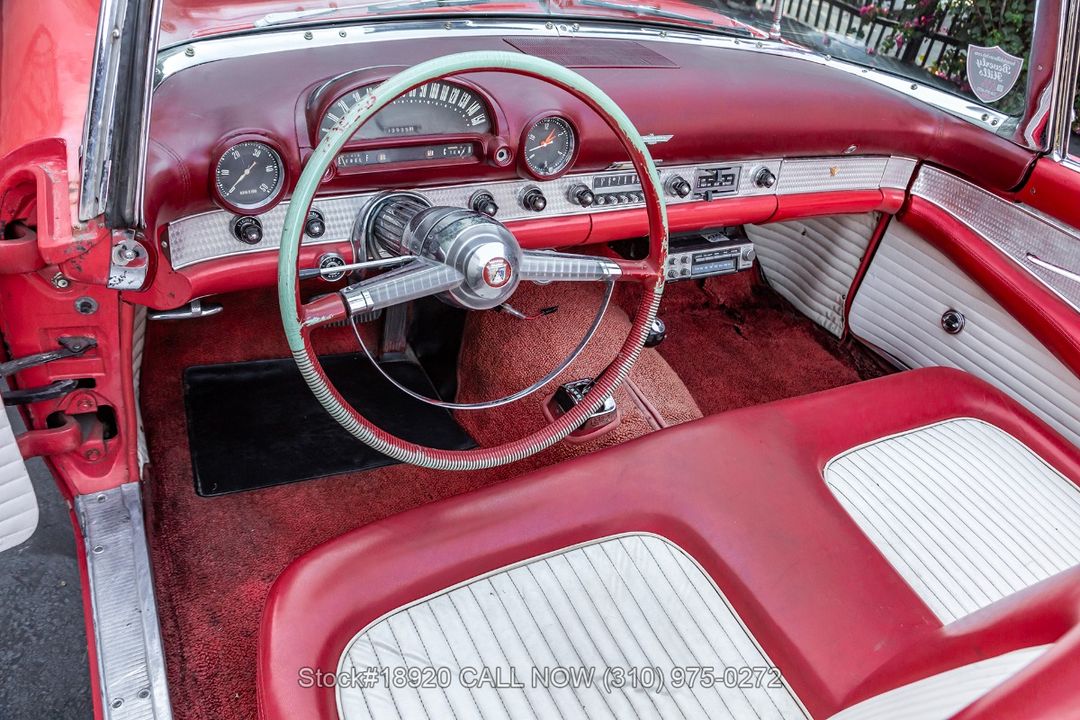 1955 Ford Thunderbird