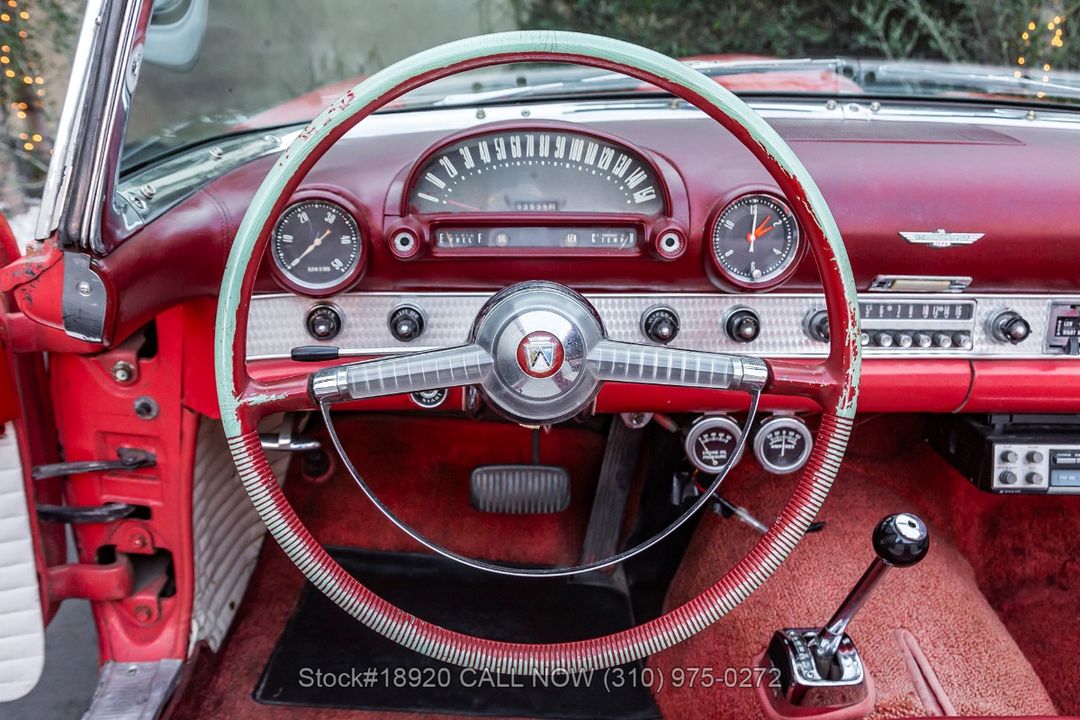 1955 Ford Thunderbird