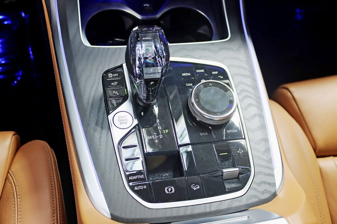 2022 BMW X7
